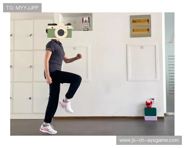 国际体操赛事进入热身阶段，多名选手完成动作确认